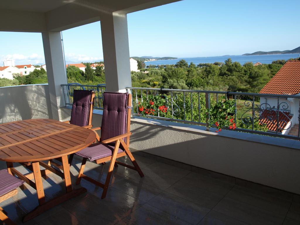Apartment Arta Vodice Eksteriør bilde